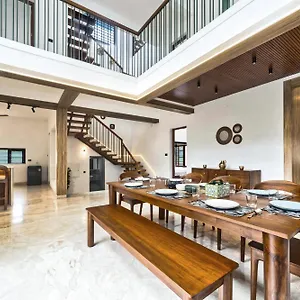 Villa The Zenith - Premium Pool, Kochi